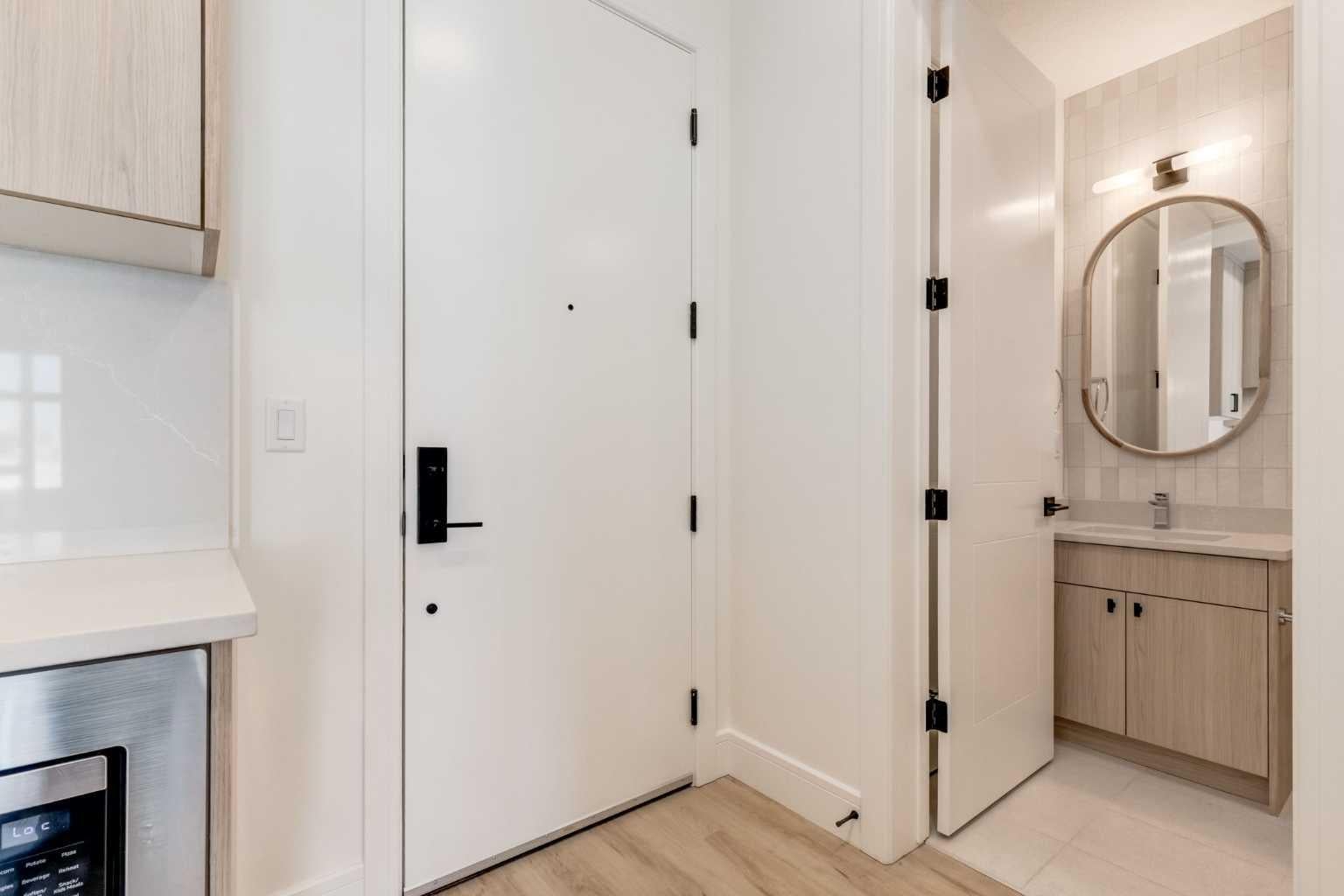 330 Dieppe Drive SW 106