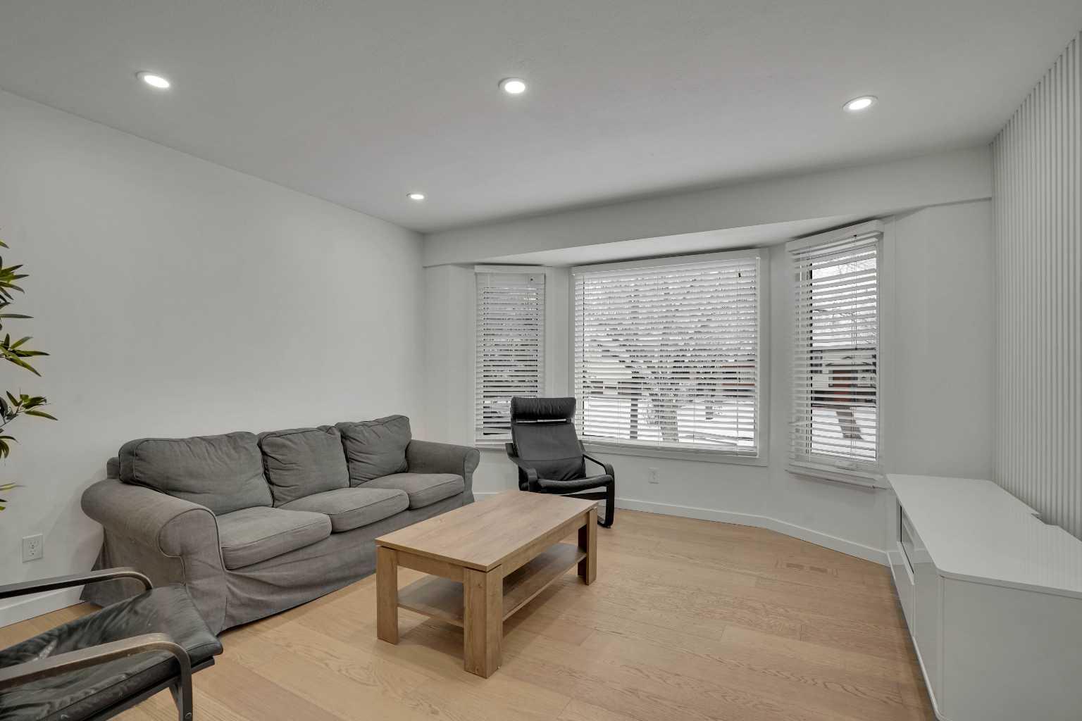 315 Templewood Place NE