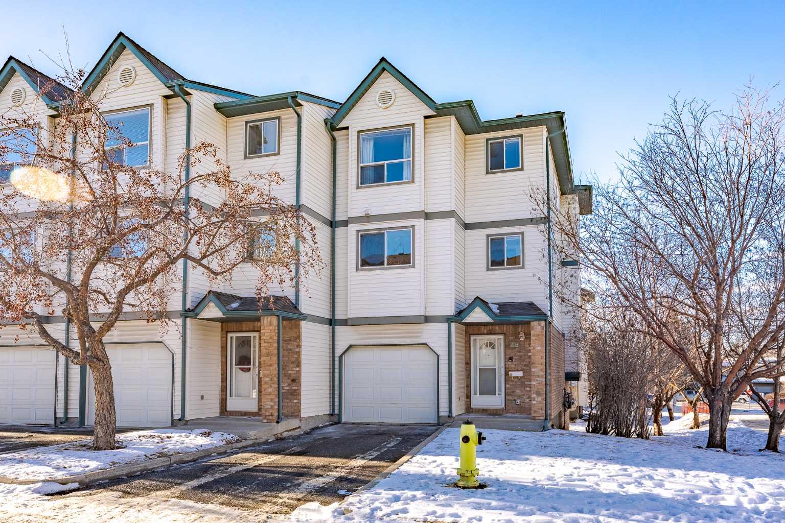 203 Anderson Grove SW