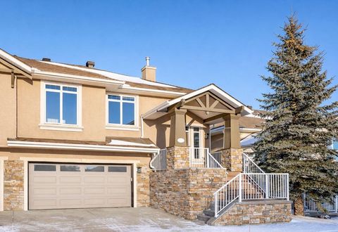 14 Discovery Woods Villas SW Calgary AB T3H 5A6