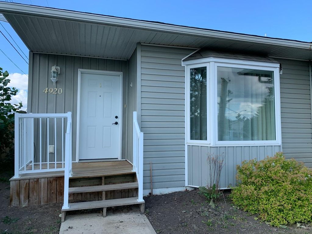 Photo of 4920 52 Avenue, Grimshaw, AB T0H 1W0 (MLS # GP202357)