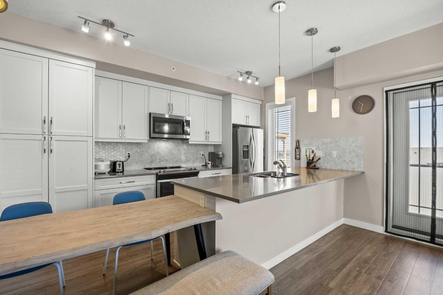 150 Auburn Meadows Manor SE 401