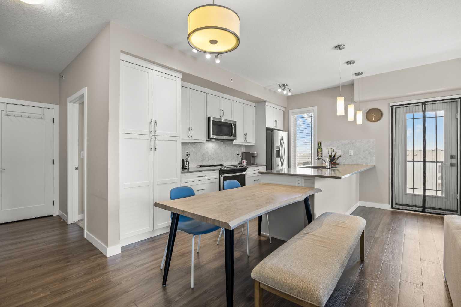 150 Auburn Meadows Manor SE 401