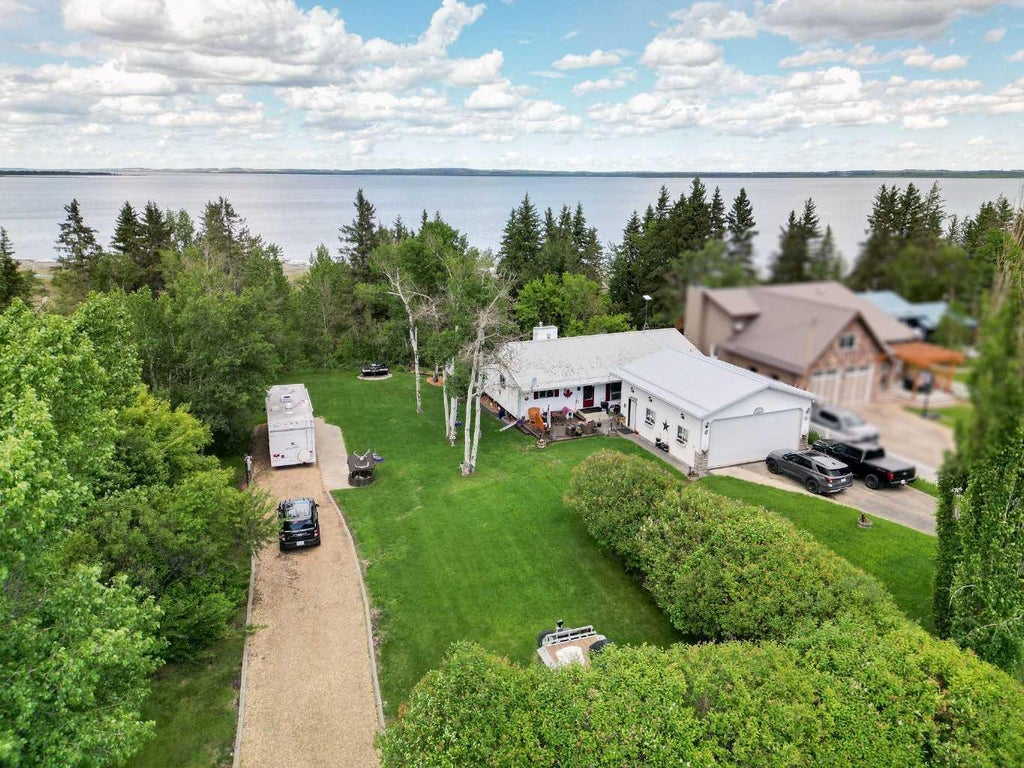 Photo of 40421 Range Road 10 #60, Rural Lacombe County, AB T4L 1S6 (MLS # A2326718)