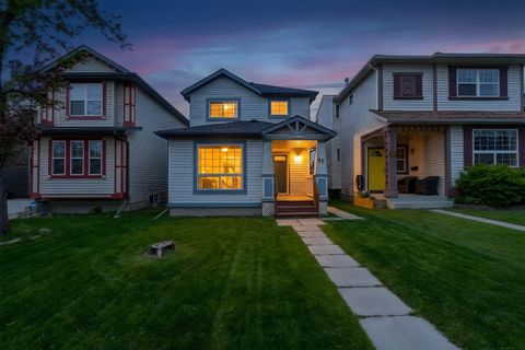 Photo of 45 Country Hills Crescent NW, Calgary, AB T3K 5A8 (MLS # A2304090)