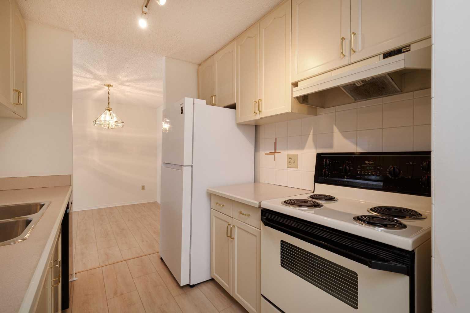 723 57 Avenue SW 207