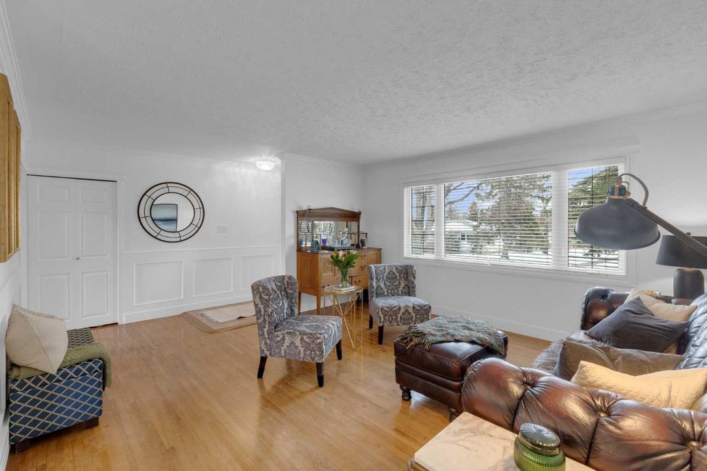 Photo of 220 78 Avenue SE, Calgary, AB T2C 1J7 (MLS # A2292727)