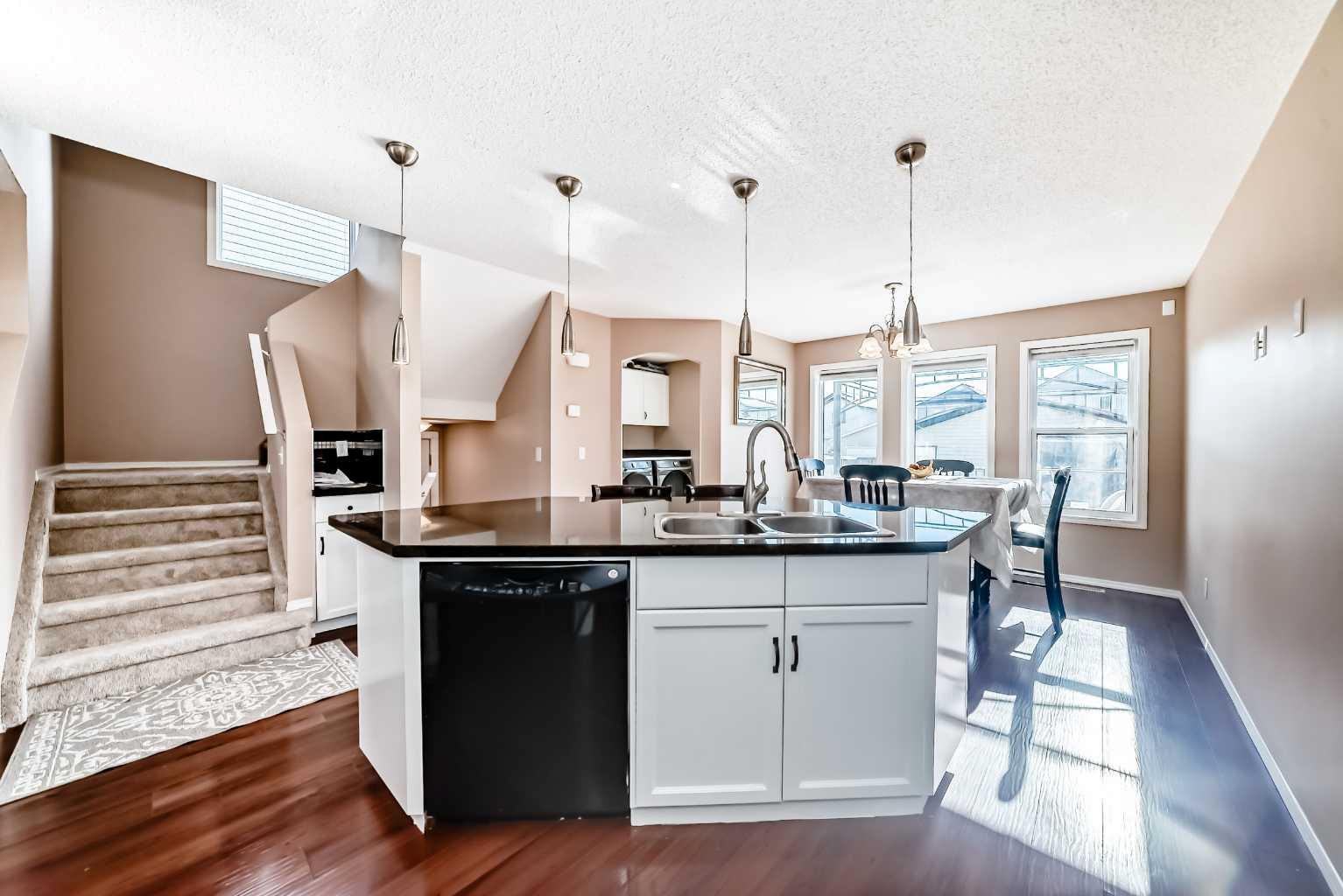 179 Covecreek Place NE