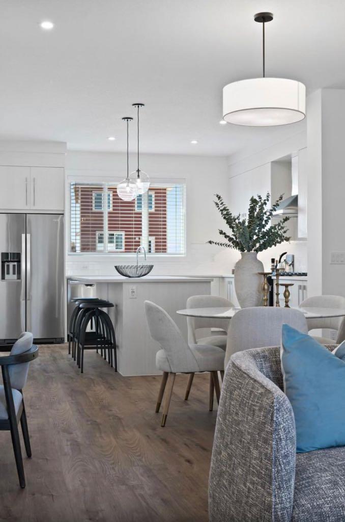 552 Lewisburg Place NE