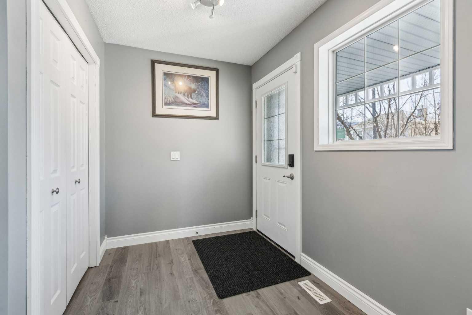 30 Martha's Haven Manor NE