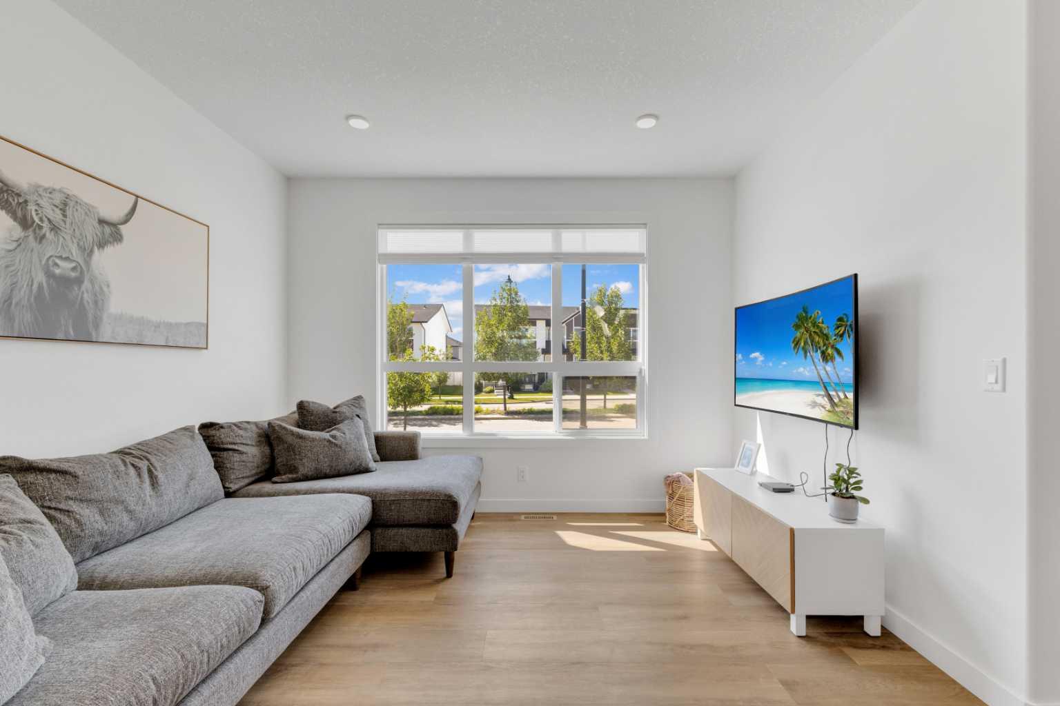 10 Evergreen Way A