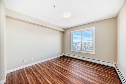 Tiny photo for 625 Glenbow Drive #1402, Cochrane, AB T4C 0S7 (MLS # A2282216)