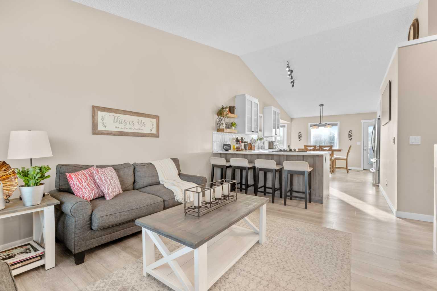 6 Easterbrook Place SE