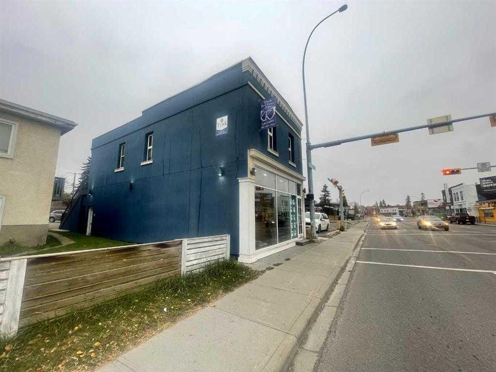 709 Edmonton Trail NE