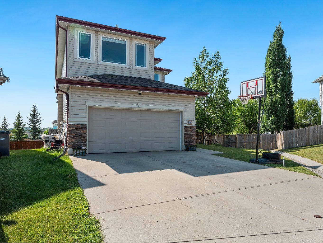 248 Westmount Crescent