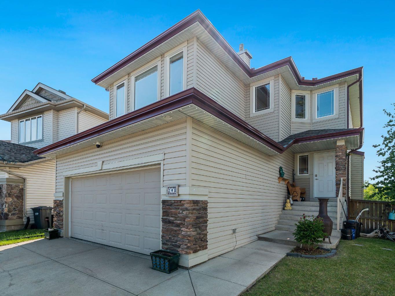 248 Westmount Crescent