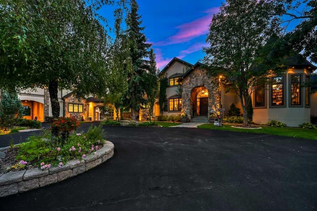 55 Bearspaw View