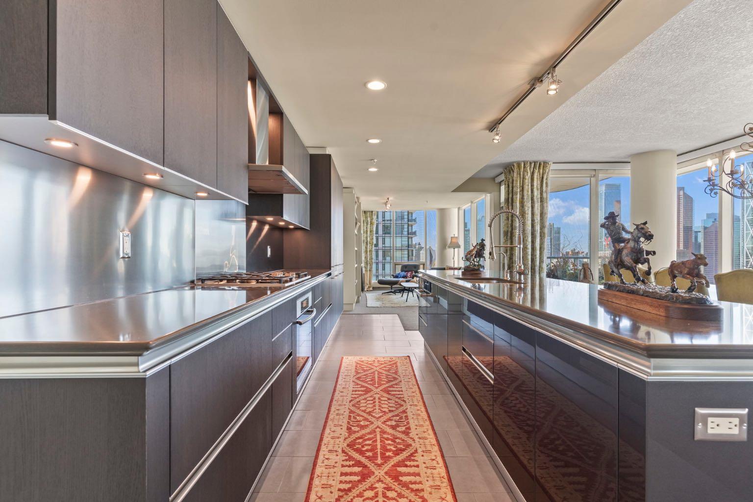 433 11 Avenue SE 2901