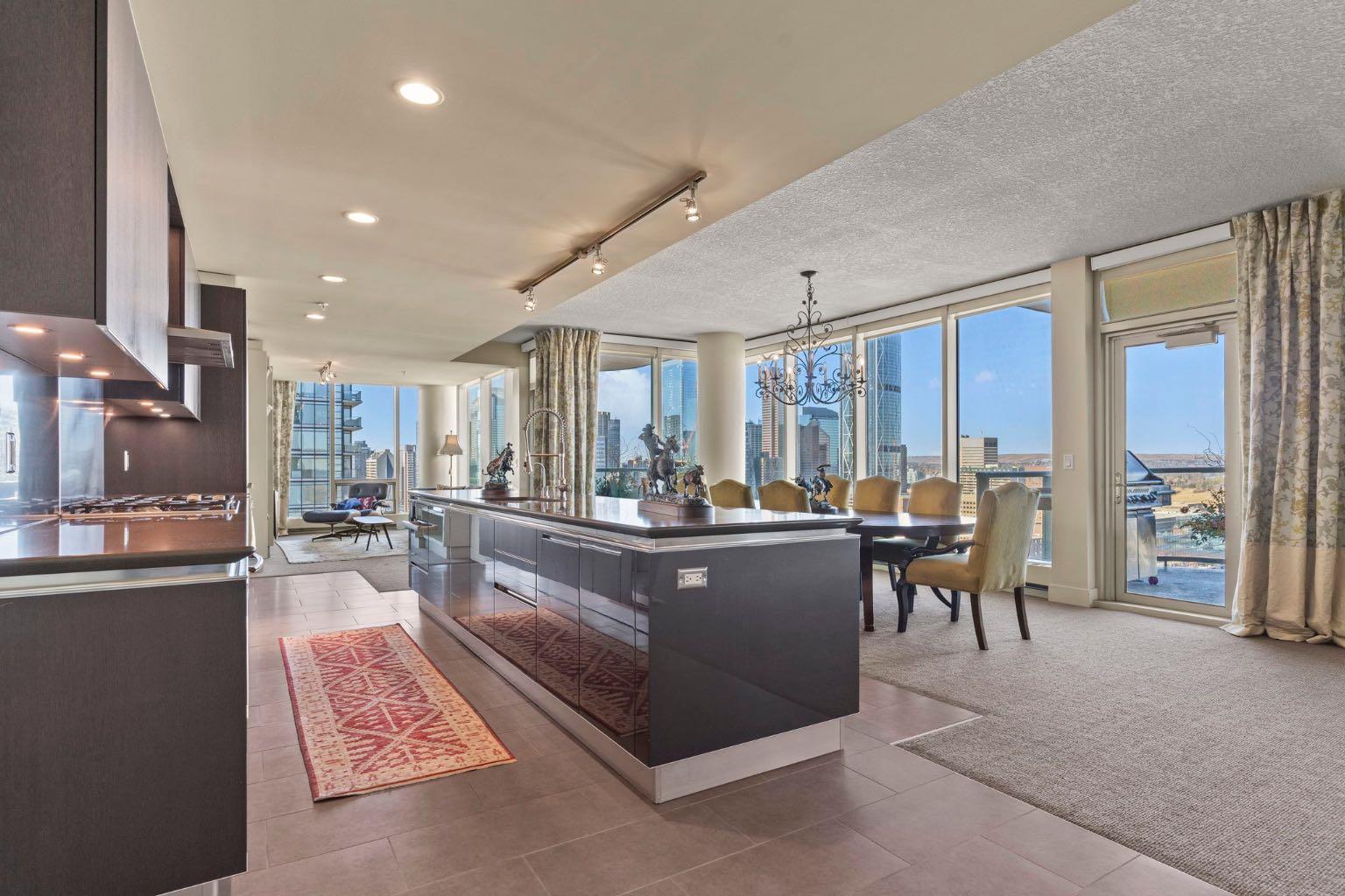 433 11 Avenue SE 2901