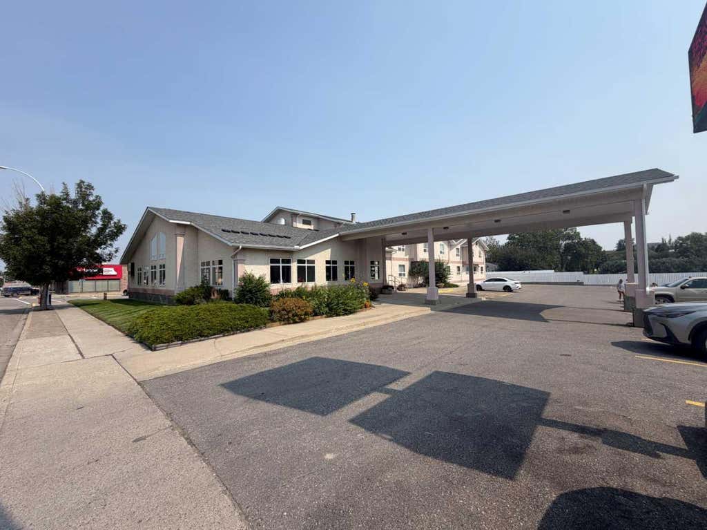 Photo of 404 Main Street, Cardston, AB T0K 0K0 (MLS # A2337741)