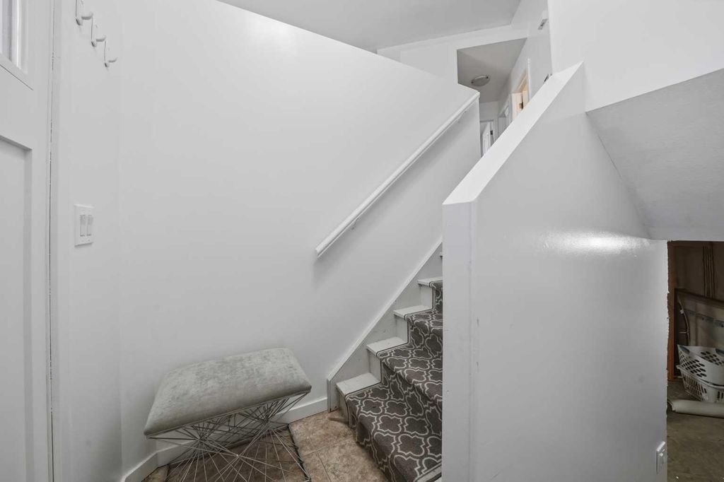 Photo of 93 Old Boomer Road, Sylvan Lake, AB T4S 2H9 (MLS # A2299704)