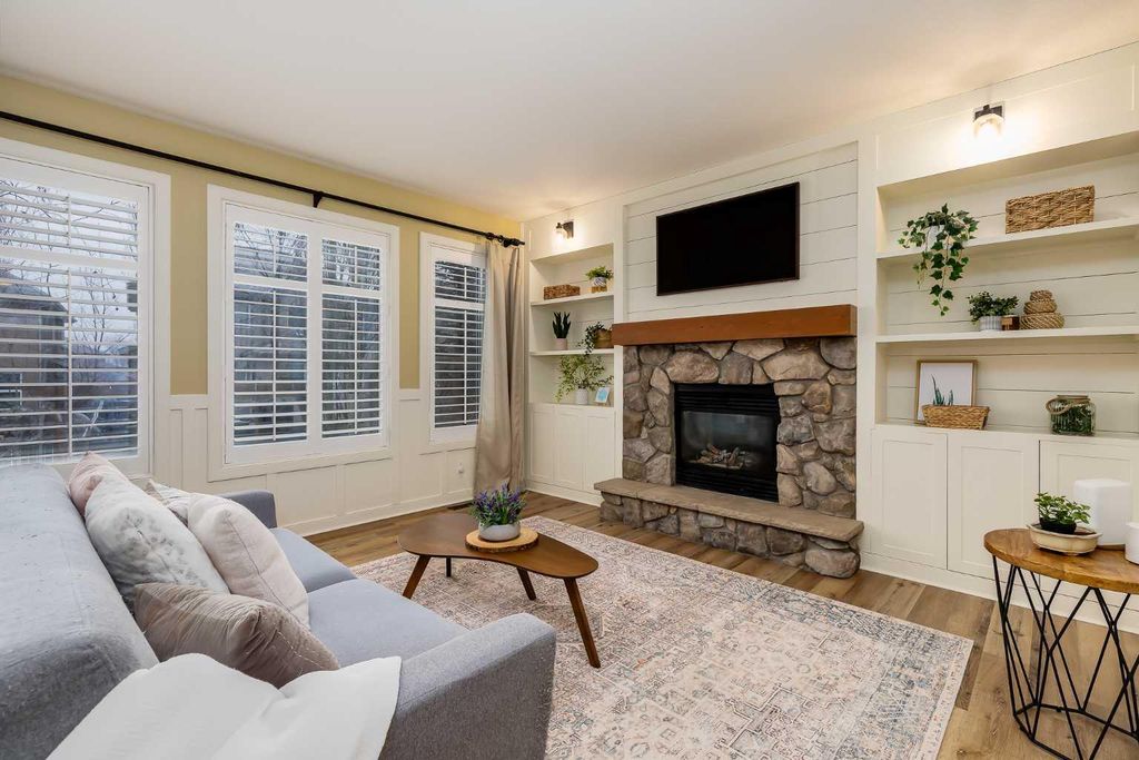 Photo of 153 Cranridge Terrace SE, Calgary, AB T3M 0H9 (MLS # A2291968)