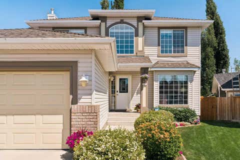 Photo of 113 Douglasview Court SE, Calgary, AB T2Z 2S8 (MLS # A2335045)