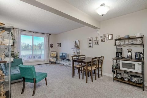5601 Dalton Drive NW 104D Calgary AB T3A 2E2