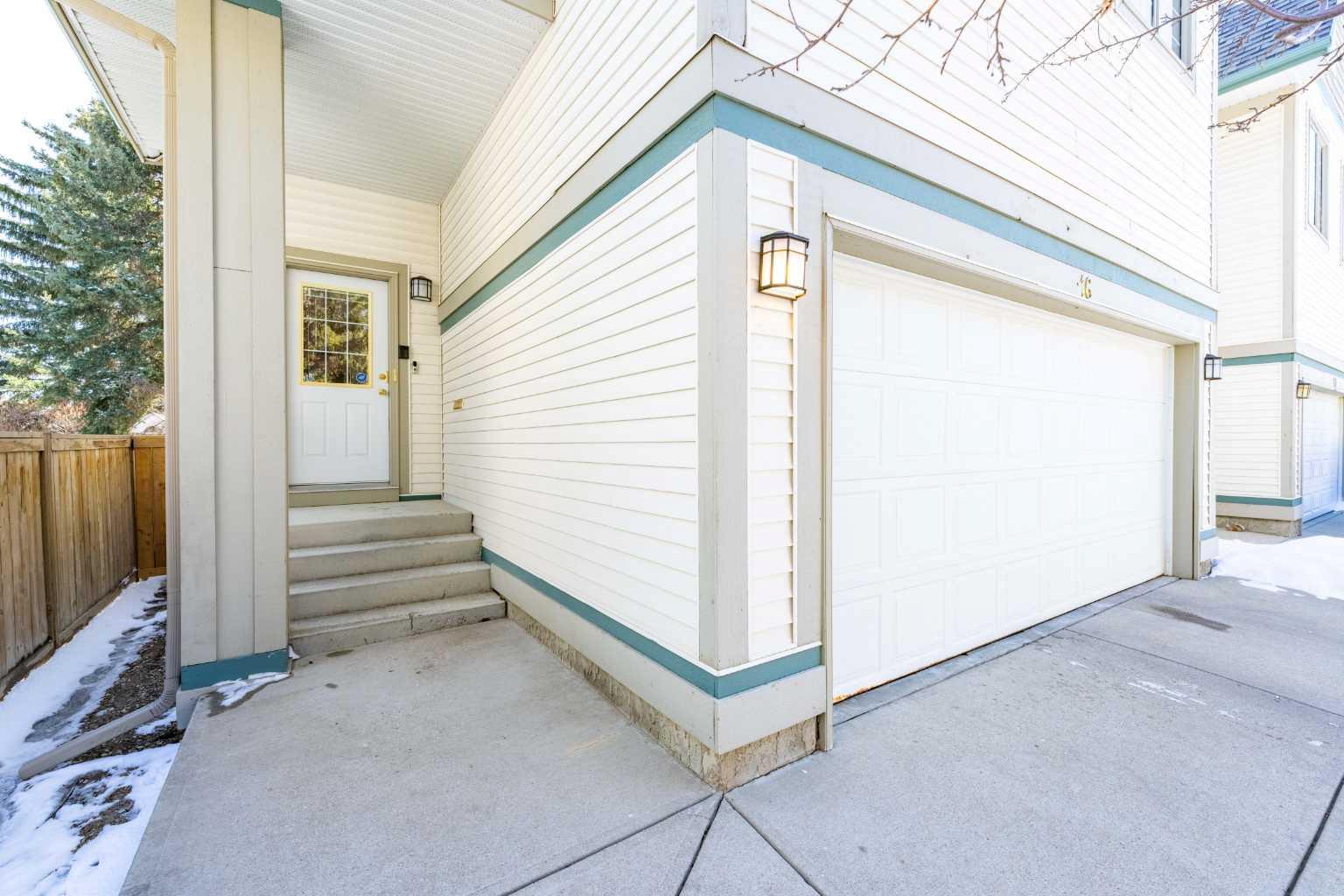 16 Varsity Estates Gardens NW