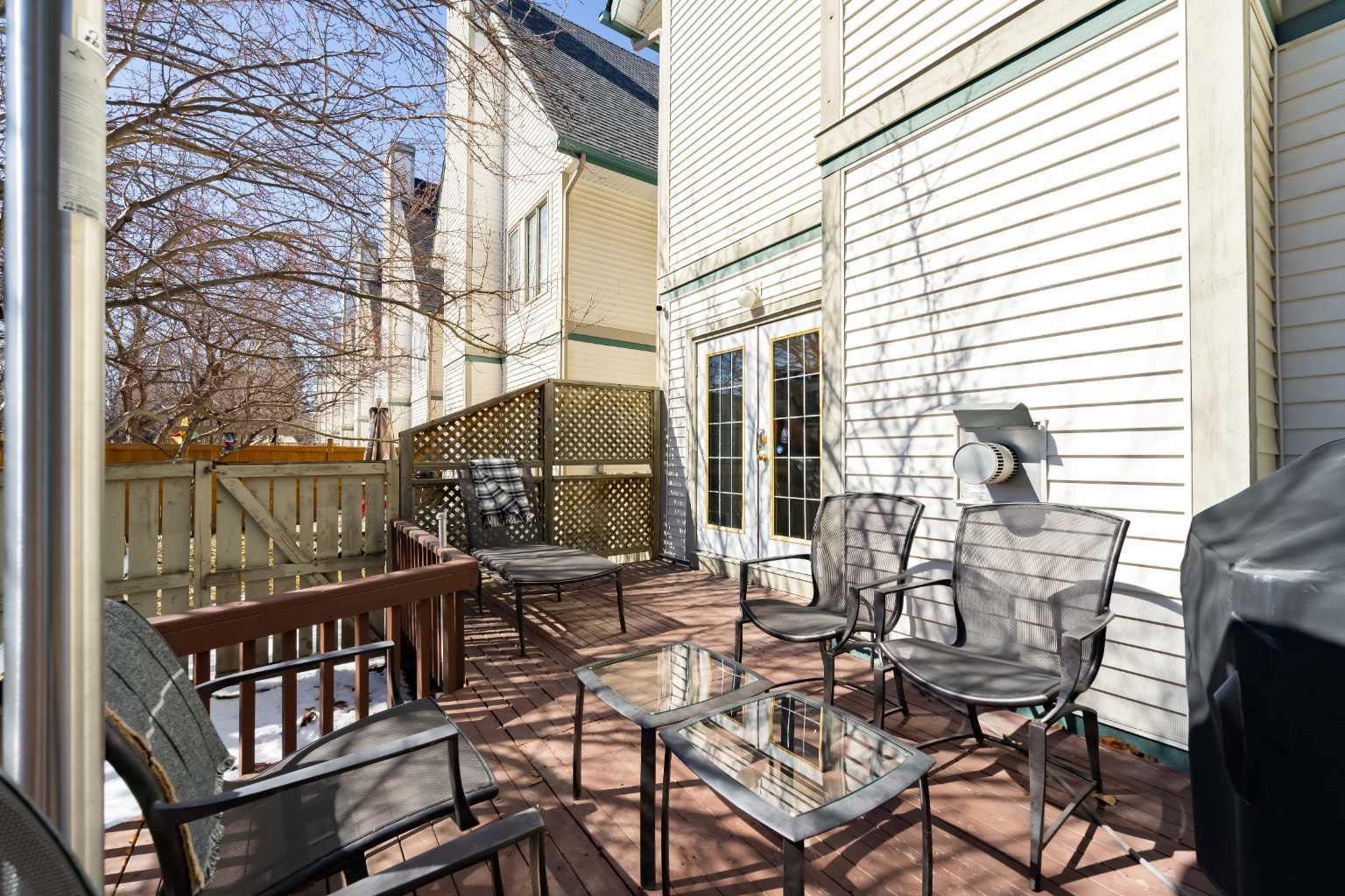 16 Varsity Estates Gardens NW