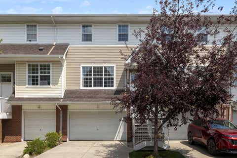 Photo of 97 Tuscany Springs Gardens NW, Calgary, AB T3L 2R4 (MLS # A2332243)