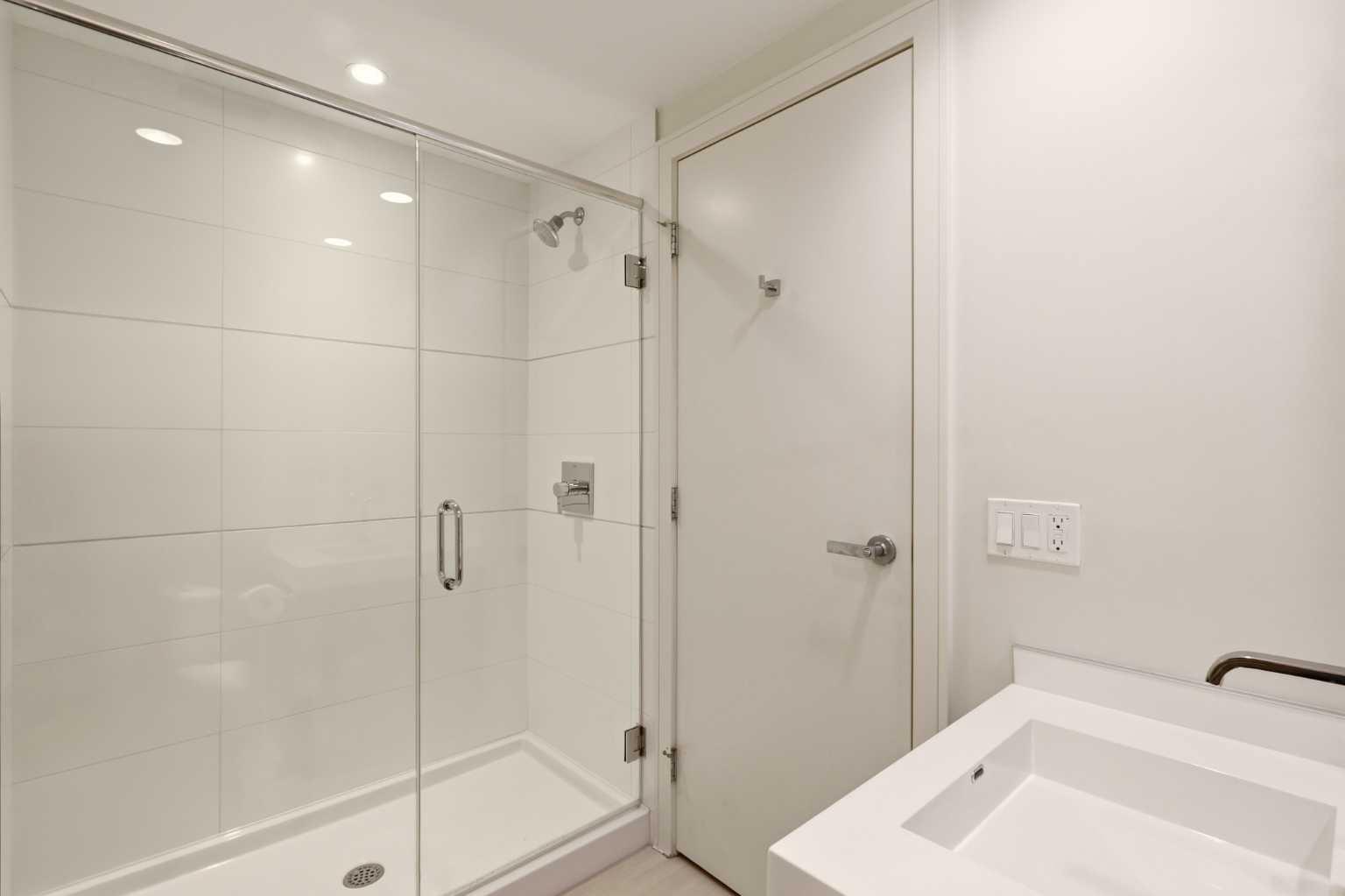 222 Riverfront Avenue SW 544