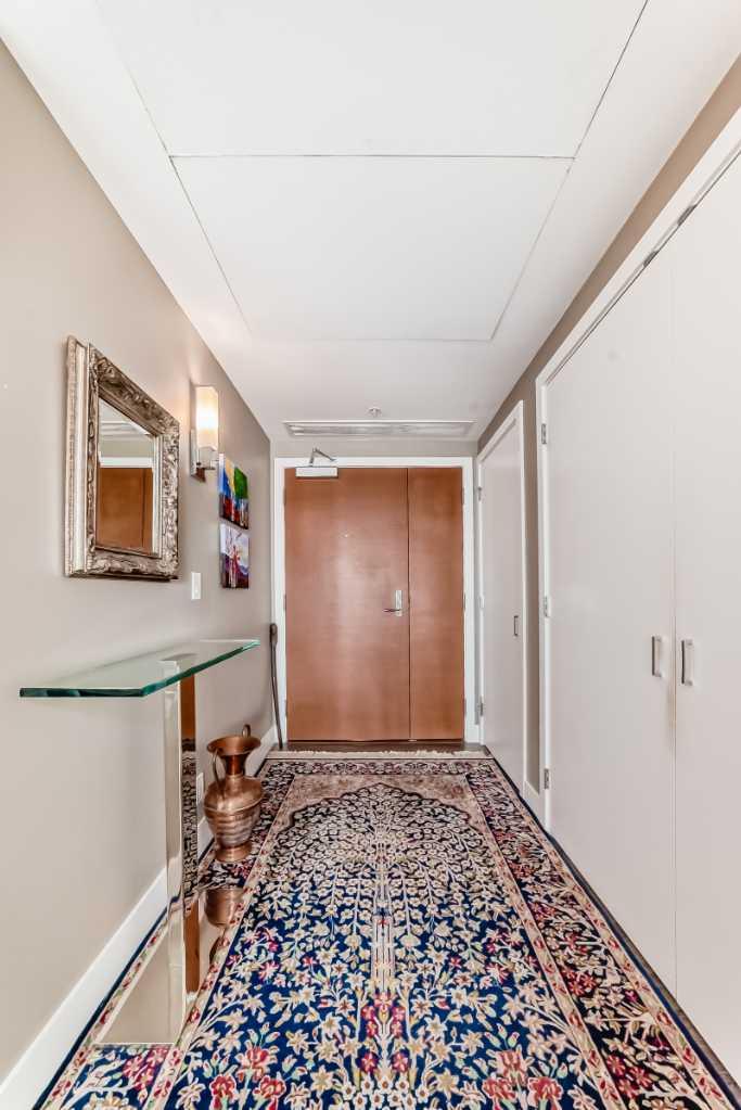 510 6 Avenue SE 808