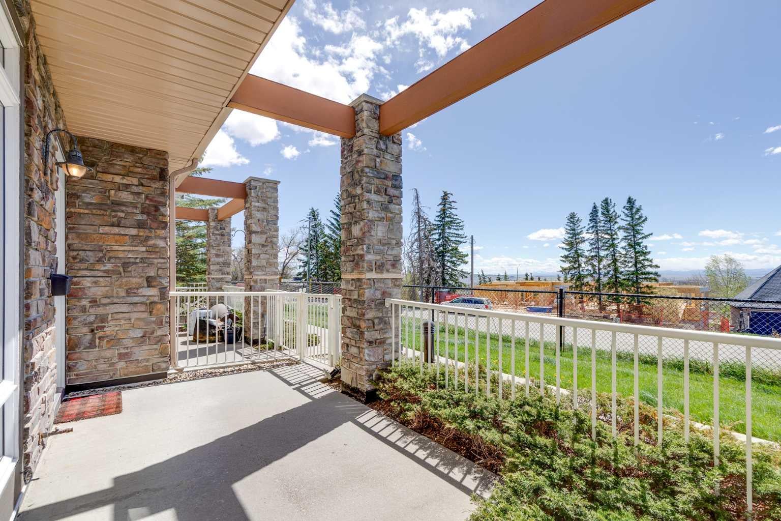181 Rockyledge View NW 7