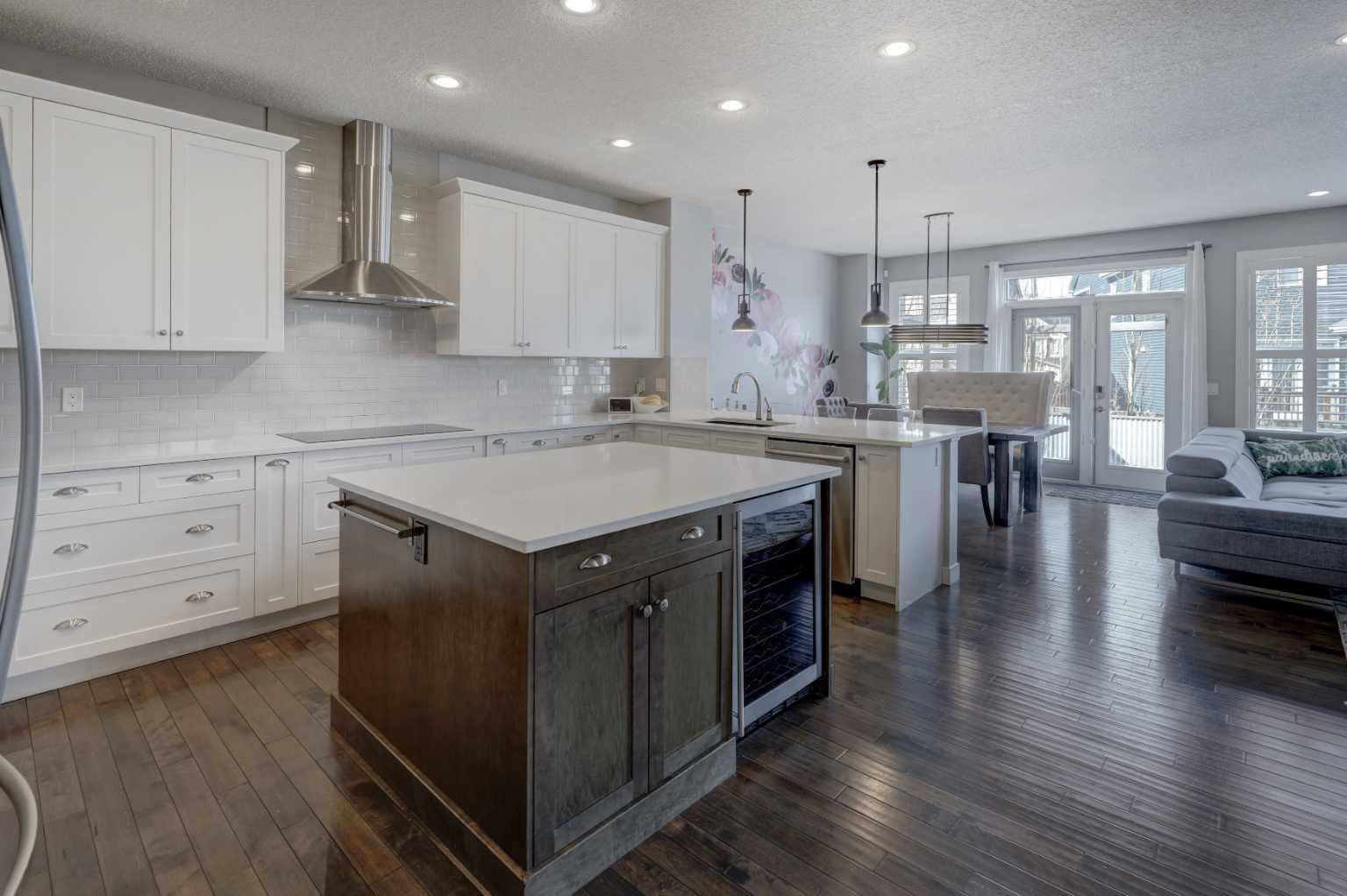 34 Copperpond Street SE