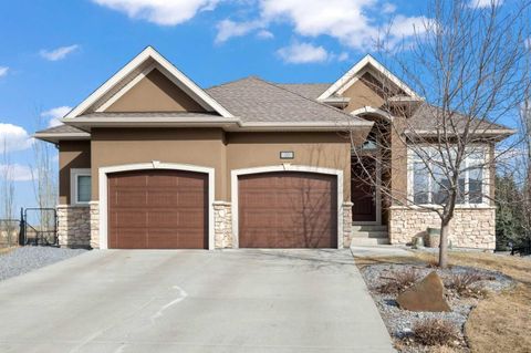 Photo of 20 Ranchers Green, Okotoks, AB T1S 0G6 (MLS # A2326054)
