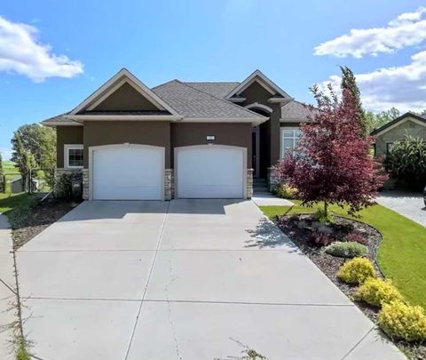 Photo of 20 Ranchers Green, Okotoks, AB T1S 0G6 (MLS # A2326054)