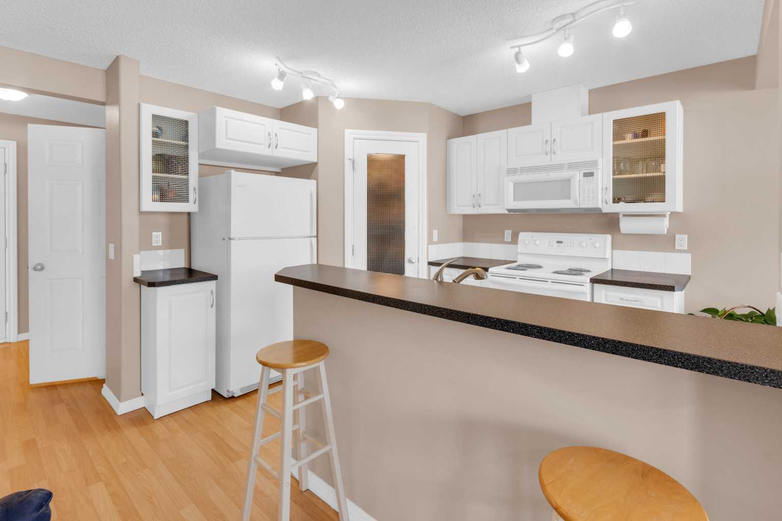 27 Royal Birch Mount NW