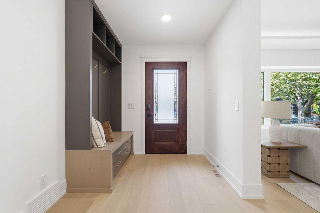 Photo of 60 Lake Lucerne Close SE, Calgary, AB T2J 3H8 (MLS # A2310818)
