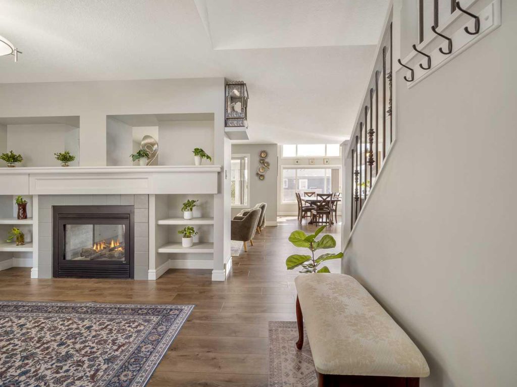 Photo of 150 Fairmont Boulevard S, Lethbridge, AB T1K 7R5 (MLS # A2296290)