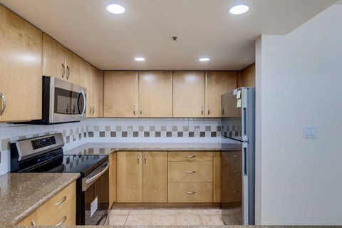 1108 6 Avenue SW 209 Calgary AB T2P 5K1