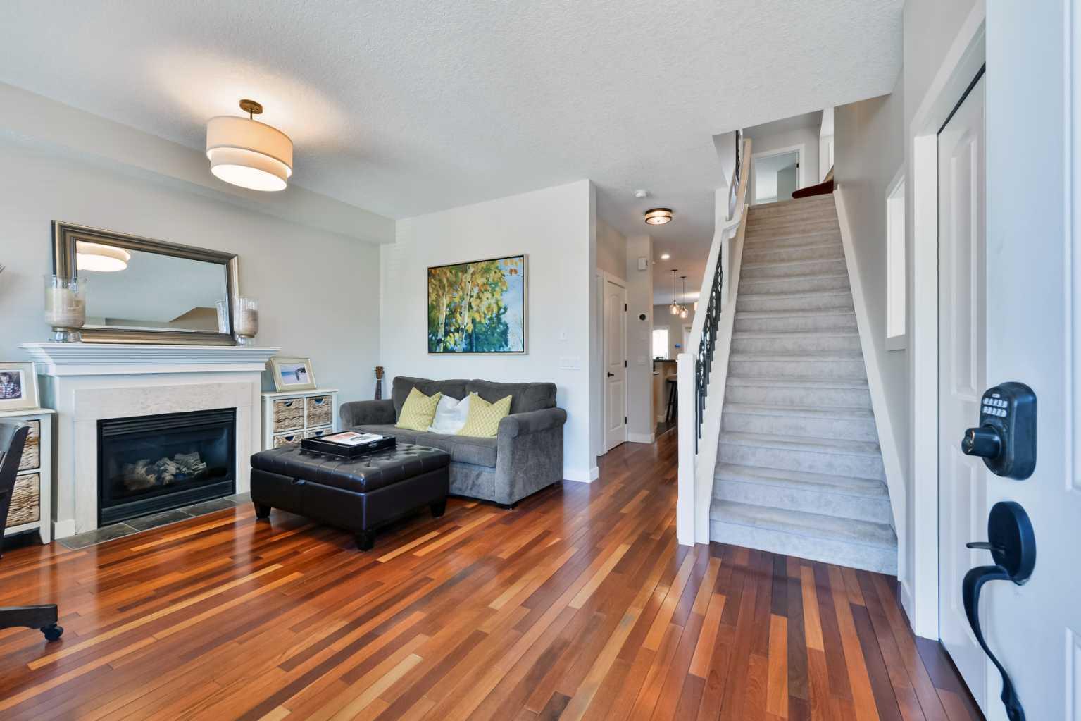 2508 17 Street SE