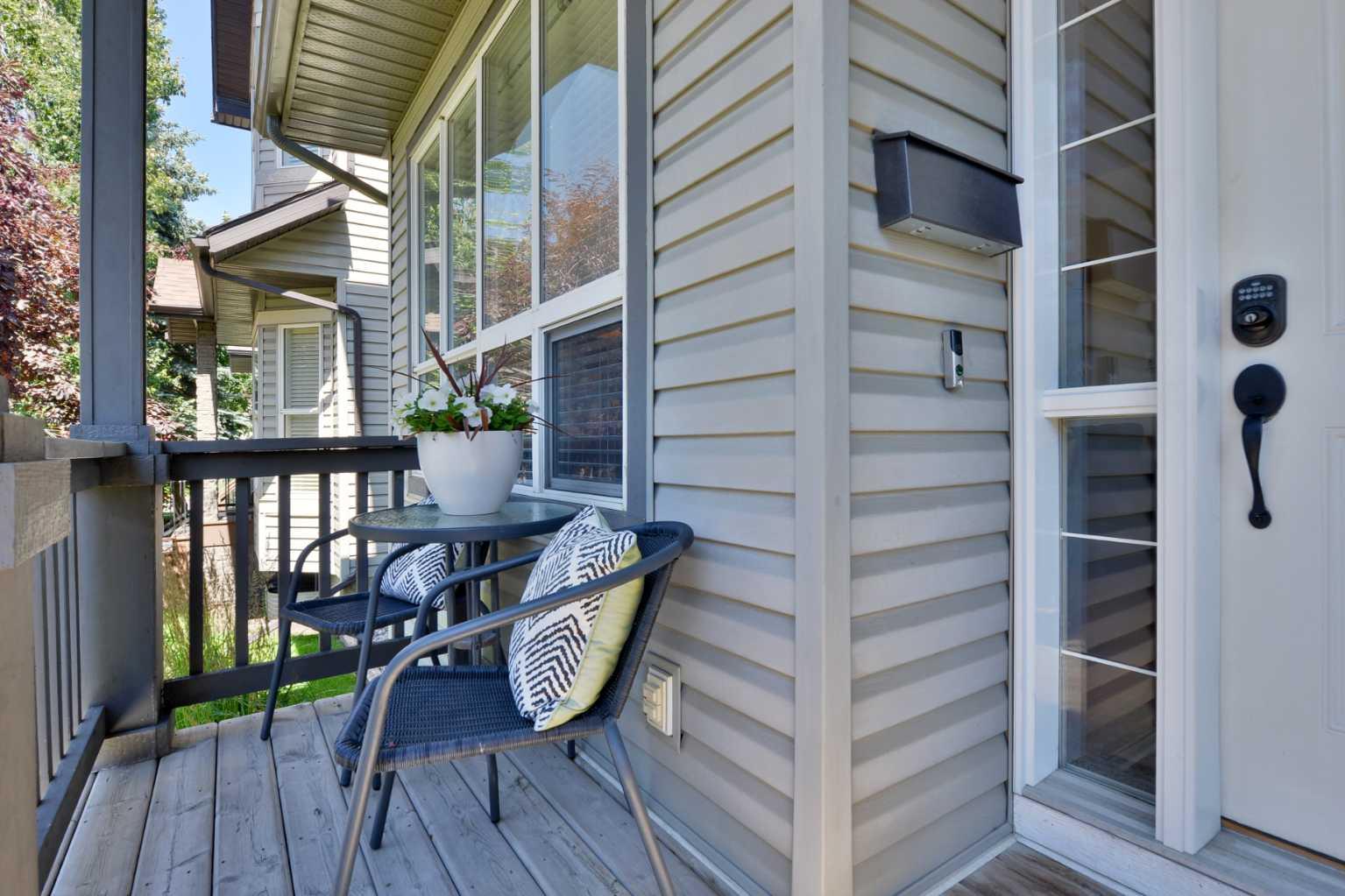 2508 17 Street SE