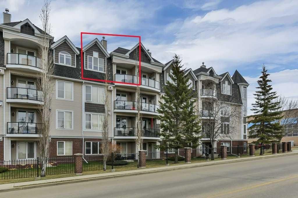 Photo of 4707 50 Street #403, Sylvan Lake, AB T4S 0G7 (MLS # A2304947)