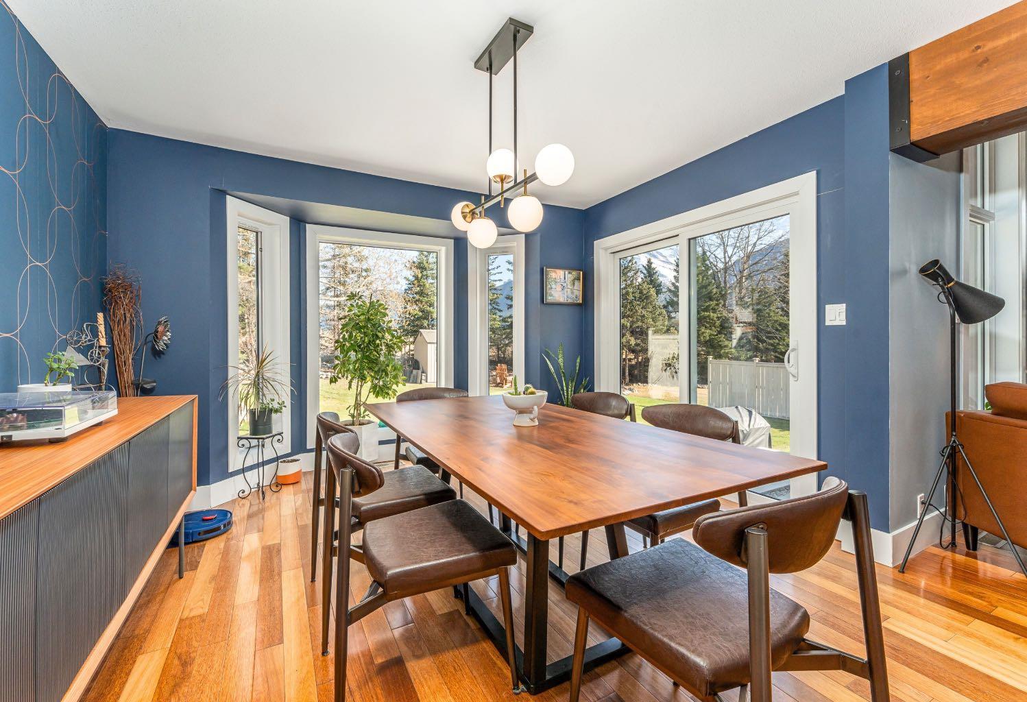 254 Grizzly Crescent