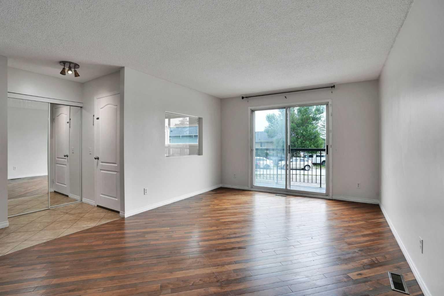152 Fonda Drive SE