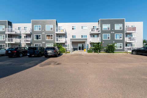Photo of 5101 18 Street #305, Lloydminster, AB T9V 2G7 (MLS # A2333461)