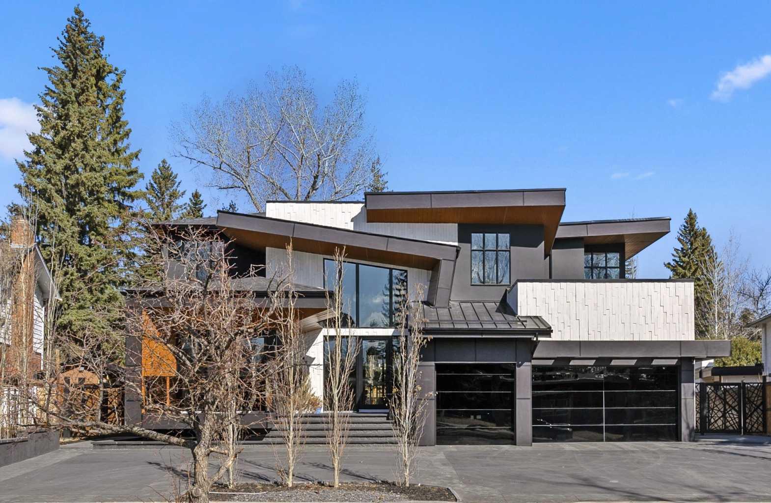 1016 Beverley Boulevard SW