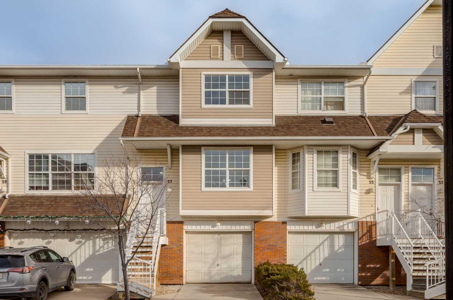 57 Tuscany Springs Gardens NW