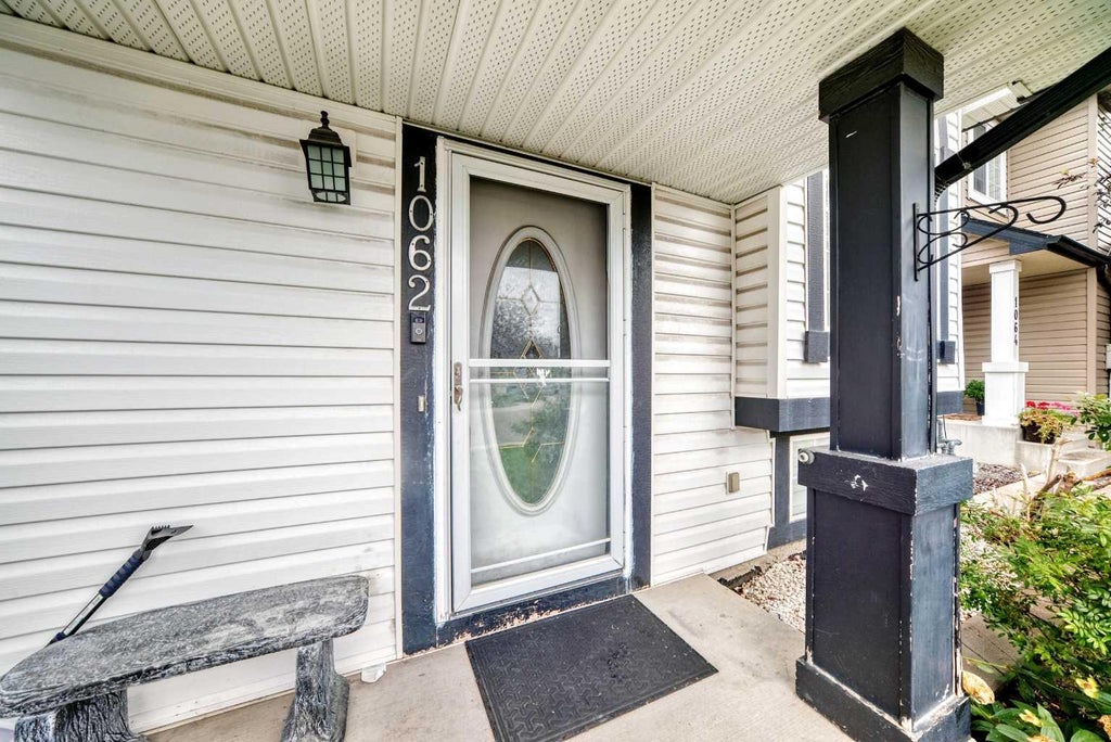 Photo of 1062 Bridlemeadows Manor SW, Calgary, AB T2Y 4L1 (MLS # A2342941)